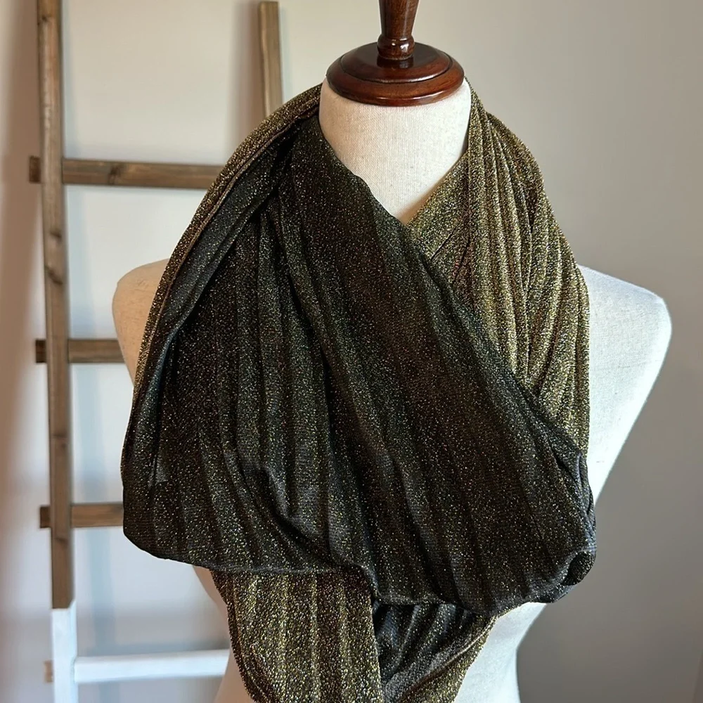 Apt. 9 Gold Infinity Scarf Excellent Used Condition